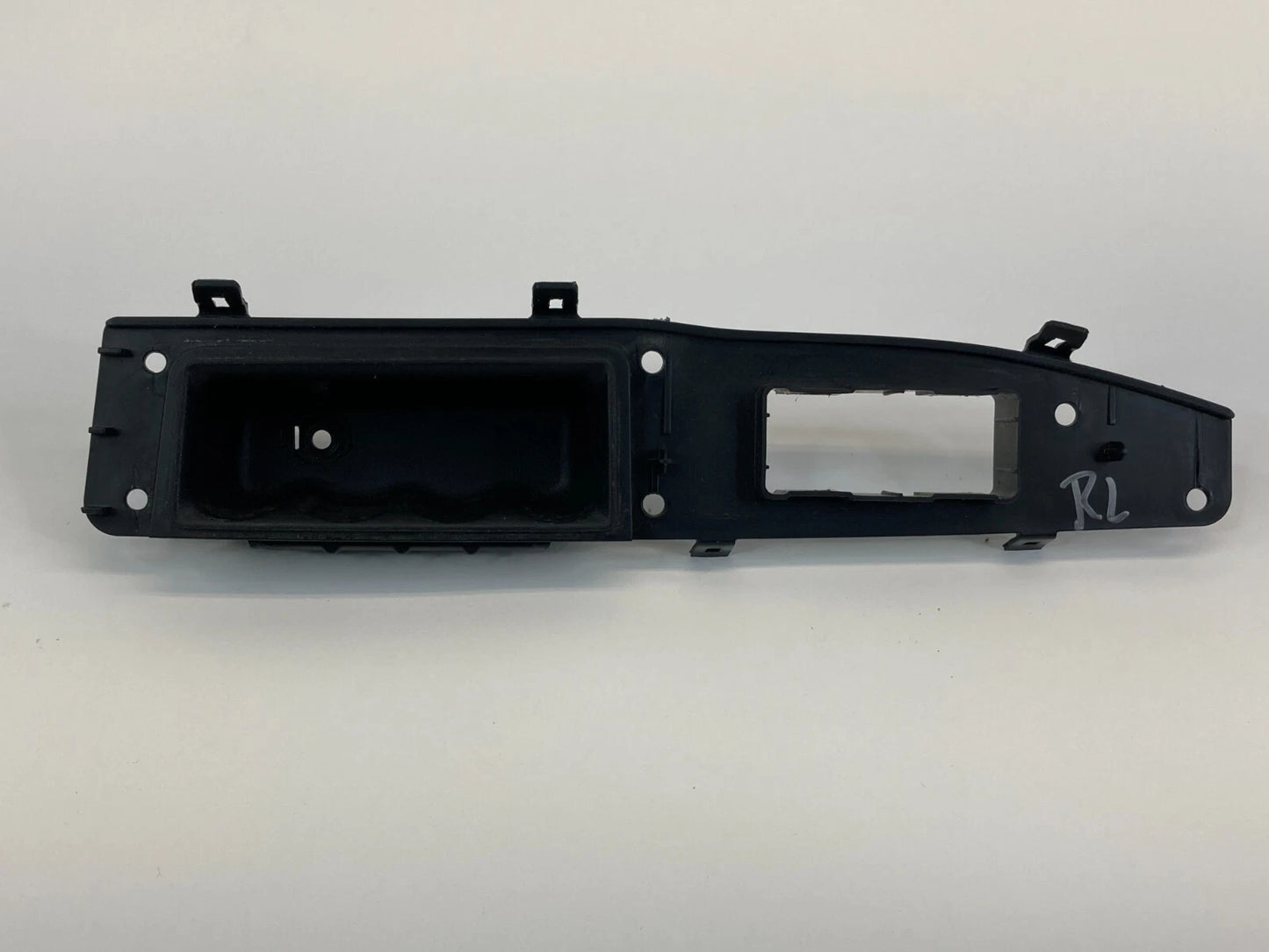 2011-2017 JEEP PATRIOT REAR LEFT DOOR WINDOW SWITCH FRAME TRIM W/ PULL HANDLE