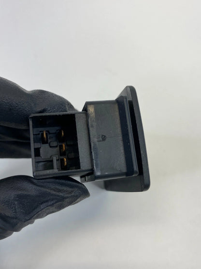 98-07 VOLKSWAGEN BEETLE FRONT RIGHT SIDE DOOR POWER WINDOW CONTROL SWITCH OEM