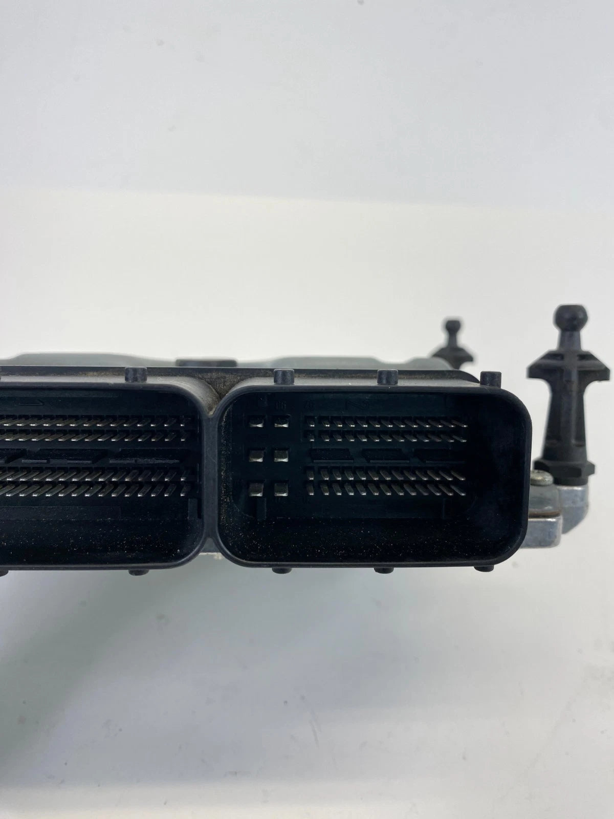 2007-2010 MERCEDES BENZ CL 550 5.5L V8 ENGINE CONTROL MODULE UNIT A2739000700