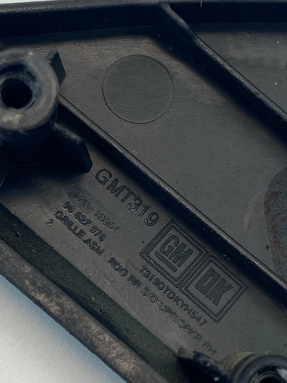 08-10 SATURN VUE REAR RIGHT SIDE DOOR SPEAKER COVER GRILLE TRIM 96627976 OEM