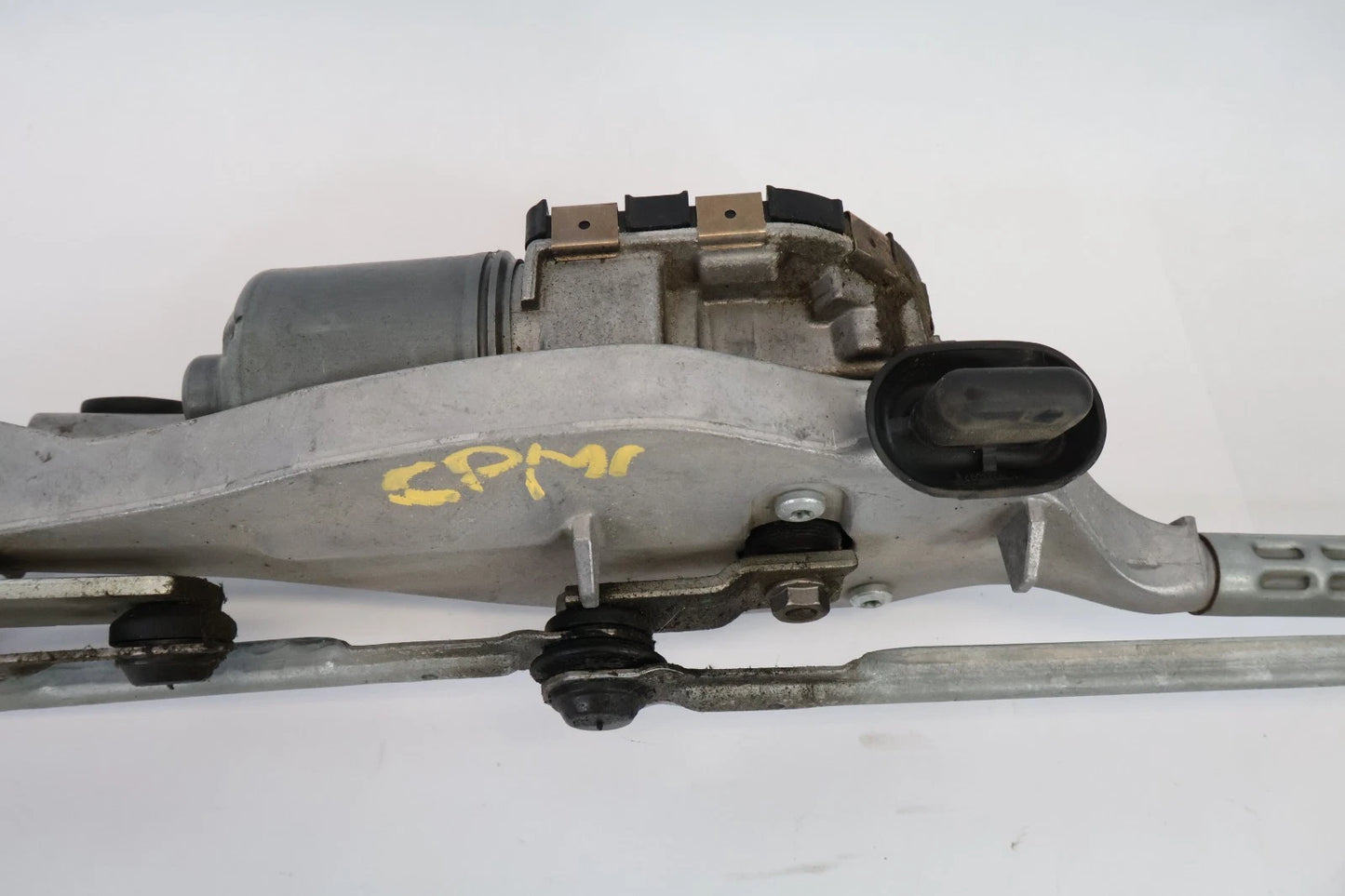2016-2019 CHEVROLET CRUZE FRONT WINDSHIELD WIPER MOTOR W/ LINKAGE 3397021843 OEM