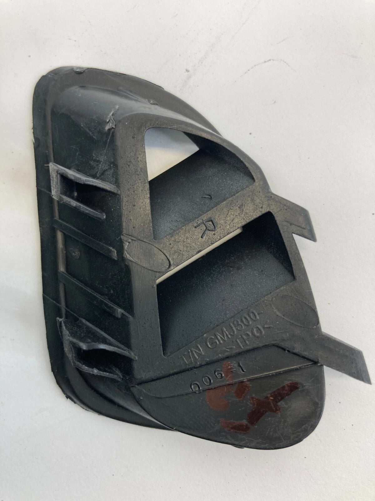 2011-2016 CHEVROLET CRUZE FRONT RIGHT PASSENGER AIR VENT DEFOGGER OUTLET GRILLE