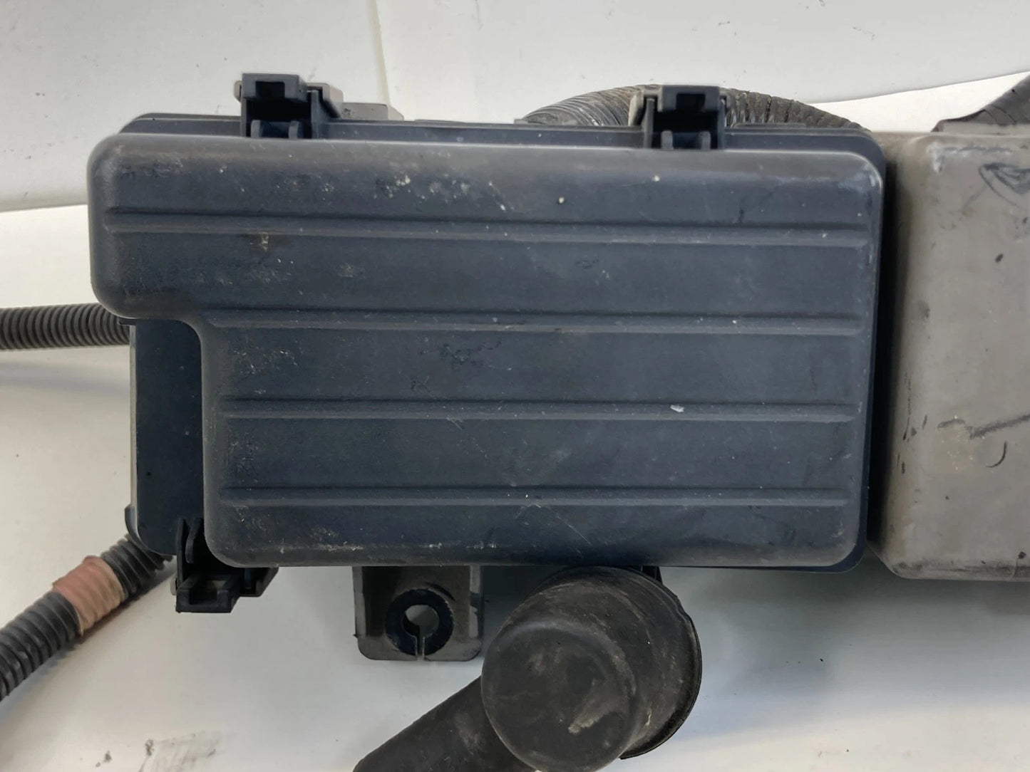 2005-2007 HONDA ODYSSEY 3.5L V6 ENGINE COMPARTMENT FUSE BOX RELAY JUNCTION BLOCK