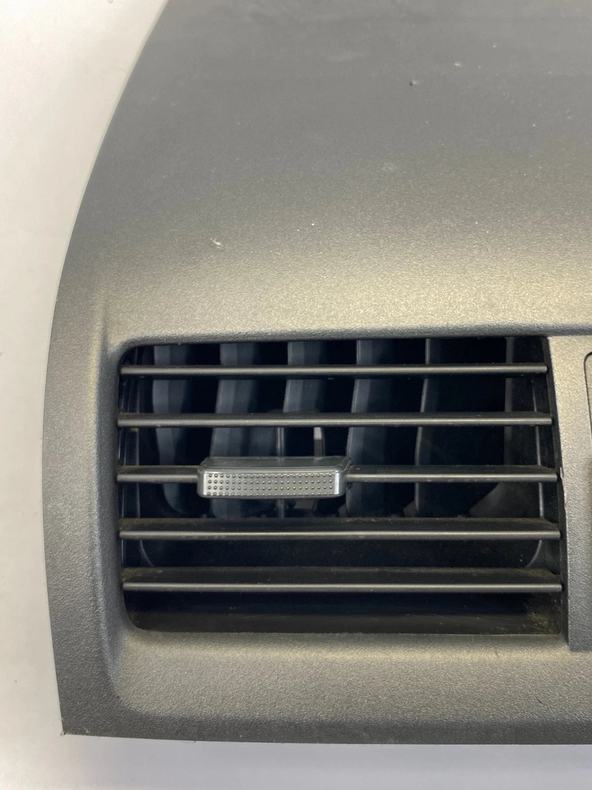 2003-2007 HONDA ACCORD CENTER DASH BEZEL AIR VENT & HAZARD SWITCH 77270-SDA-L010