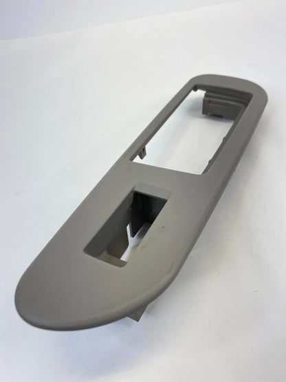 2001-2004 TOYOTA SEQUOIA REAR RIGHT SIDE DOOR WINDOW SWITCH COVER 74271-0C010