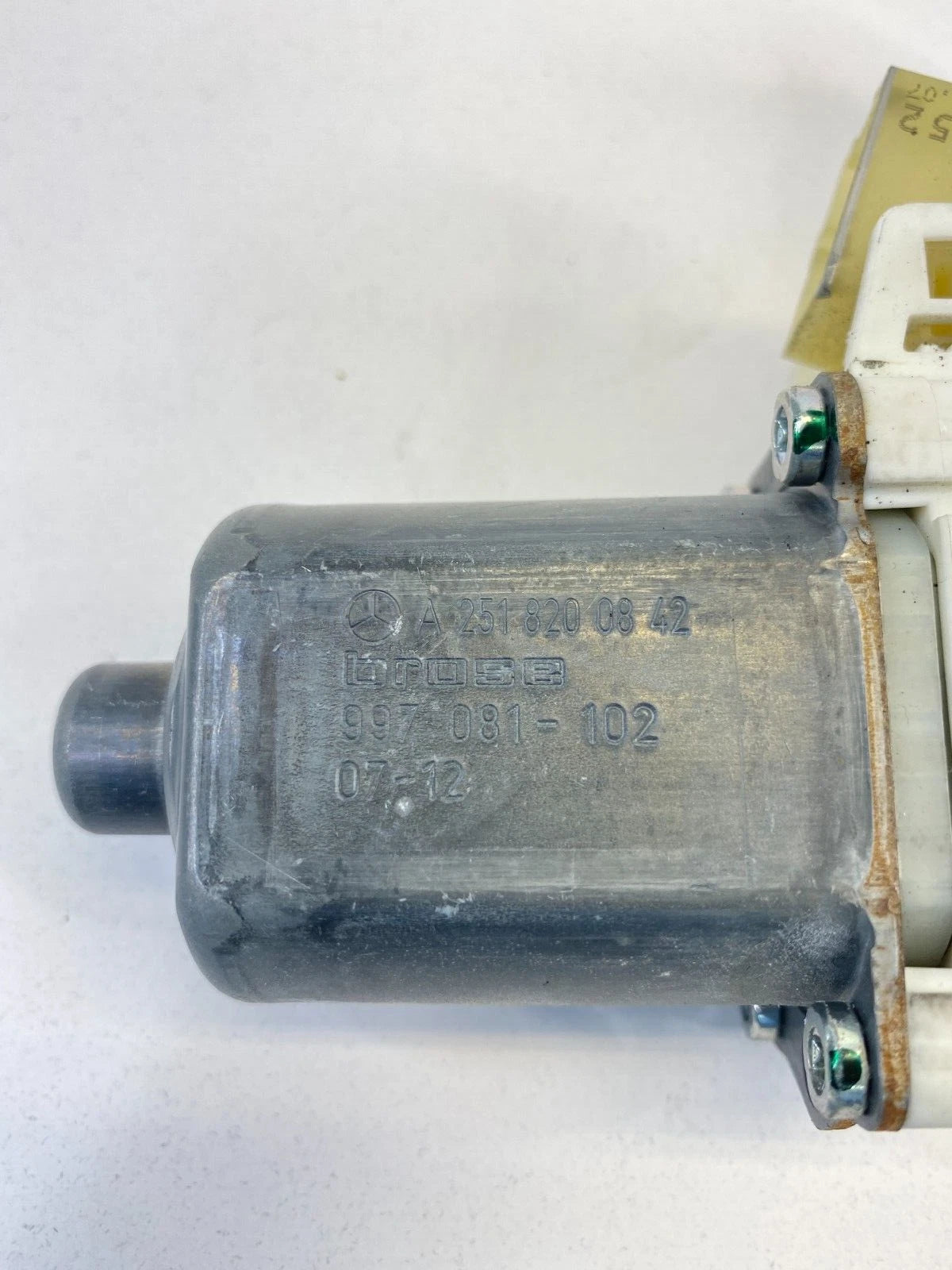2006-2012 MERCEDES-BENZ R350 FRONT RIGHT SIDE DOOR POWER WINDOW MOTOR A251820084