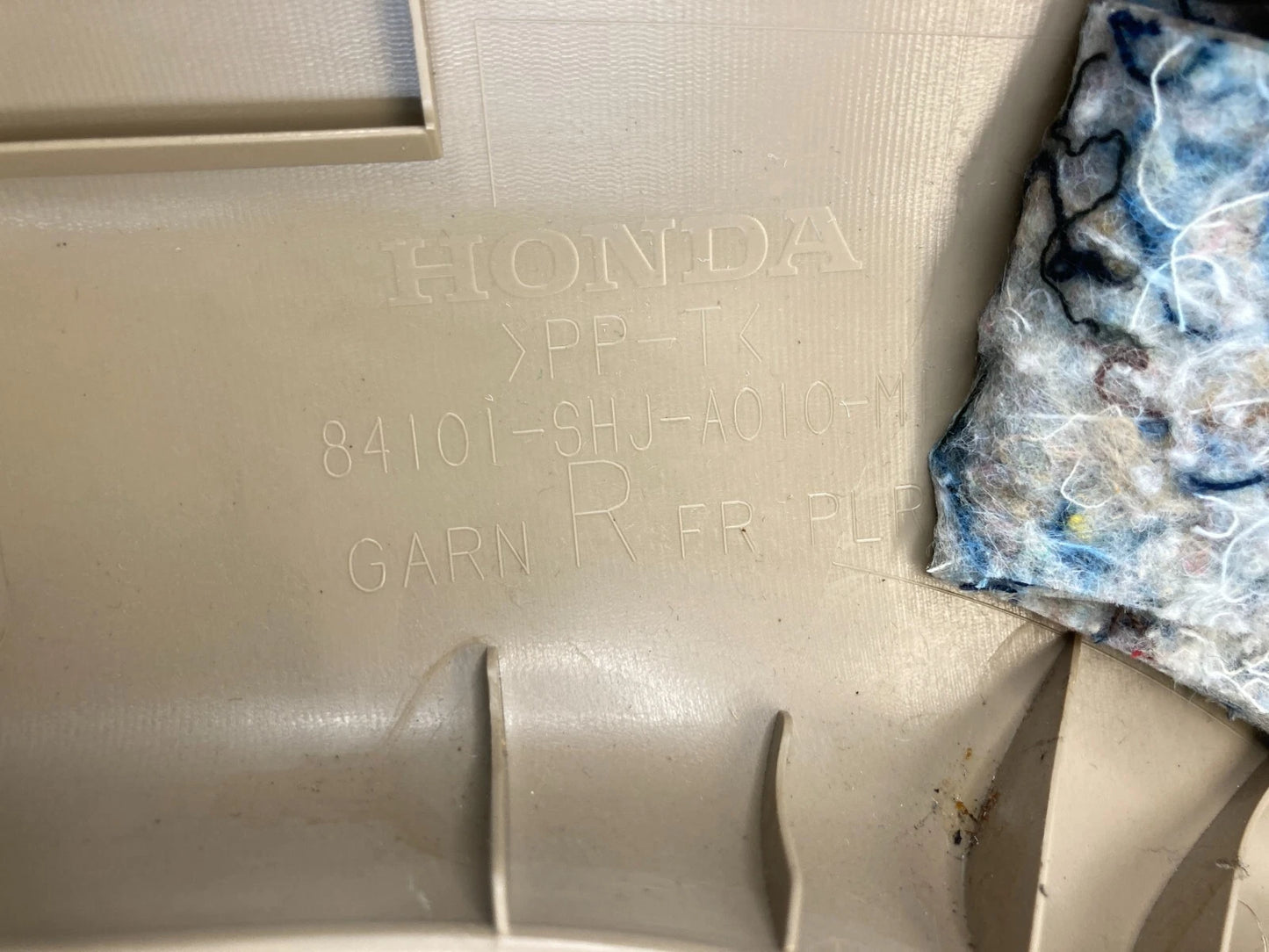 2005-2010 HONDA ODYSSEY FRONT RIGHT PASSENGER A-PILLAR COVER TRIM 84101-SHJ-A010