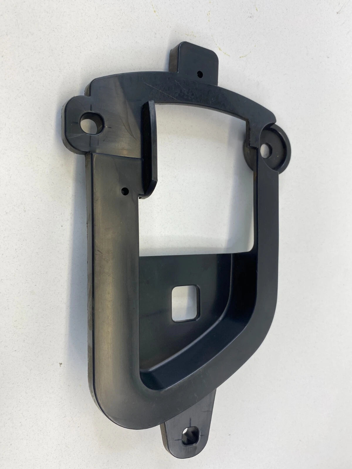 2007-2013 MITSUBISHI OUTLANDER FRONT RIGHT INTERIOR DOOR HANDLE BEZEL SPC01650