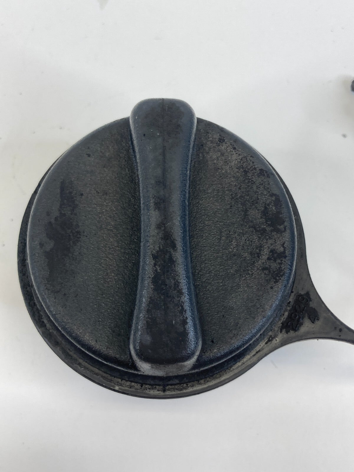 97-03 Ford F-150 97-99 F-250 4.6L 16V Fuel Filler Tank Gas Lid Cover Cap Assy