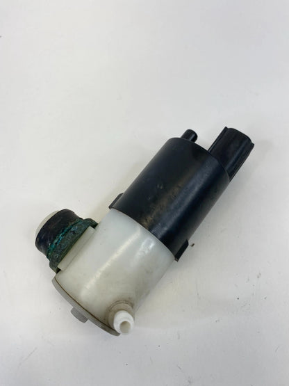 2013-2020 FORD FUSION SEDAN FRONT WINDSHIELD WIPER WASHER PUMP ASSY