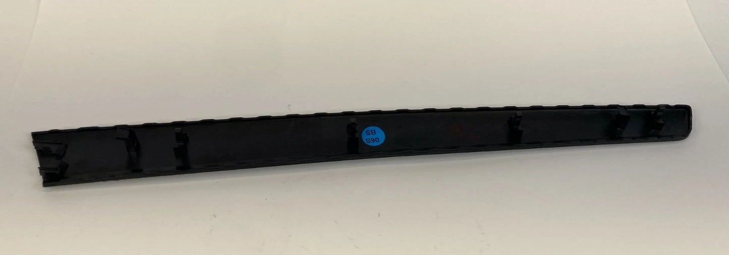 2012-2015 VW VOLKSWAGEN PASSAT REAR LEFT DOOR PANEL MOLDING BEZEL 561867419 OEM
