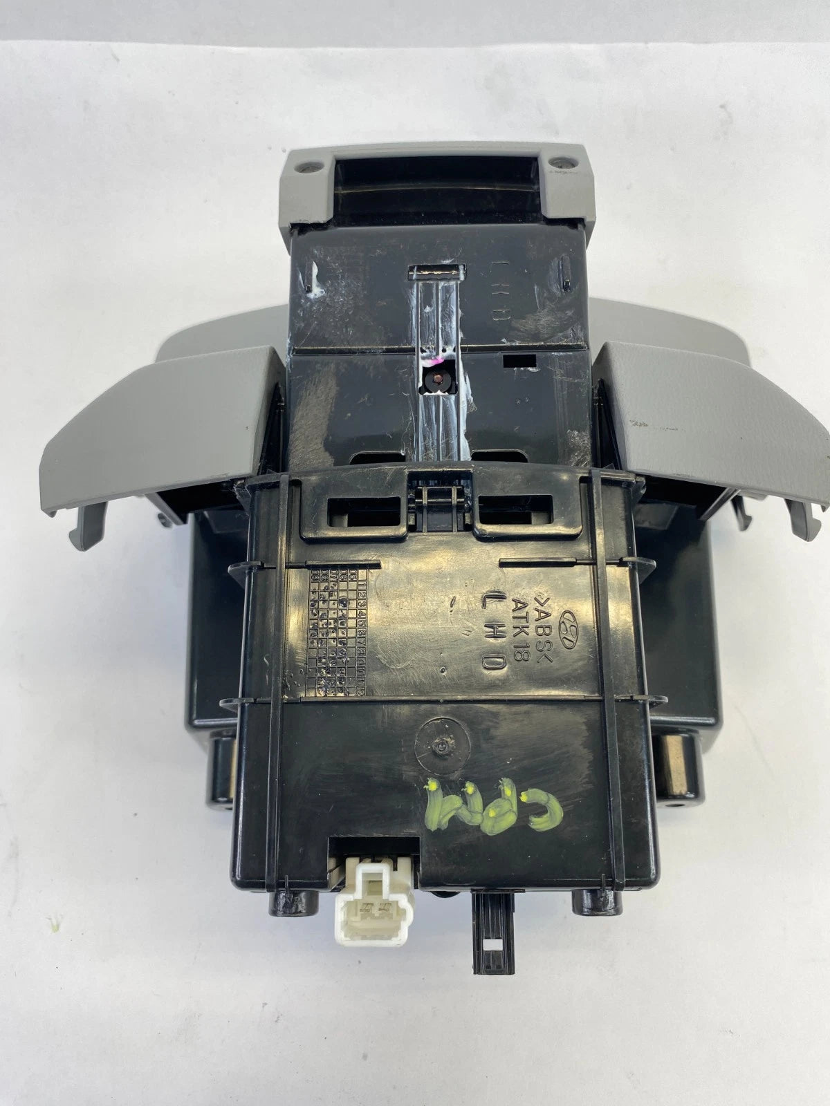 2007-2010 HYUNDAI ELANTRA DASH ASHTRAY STORAGE COMPARTMENT CUBBY 84780-2H000