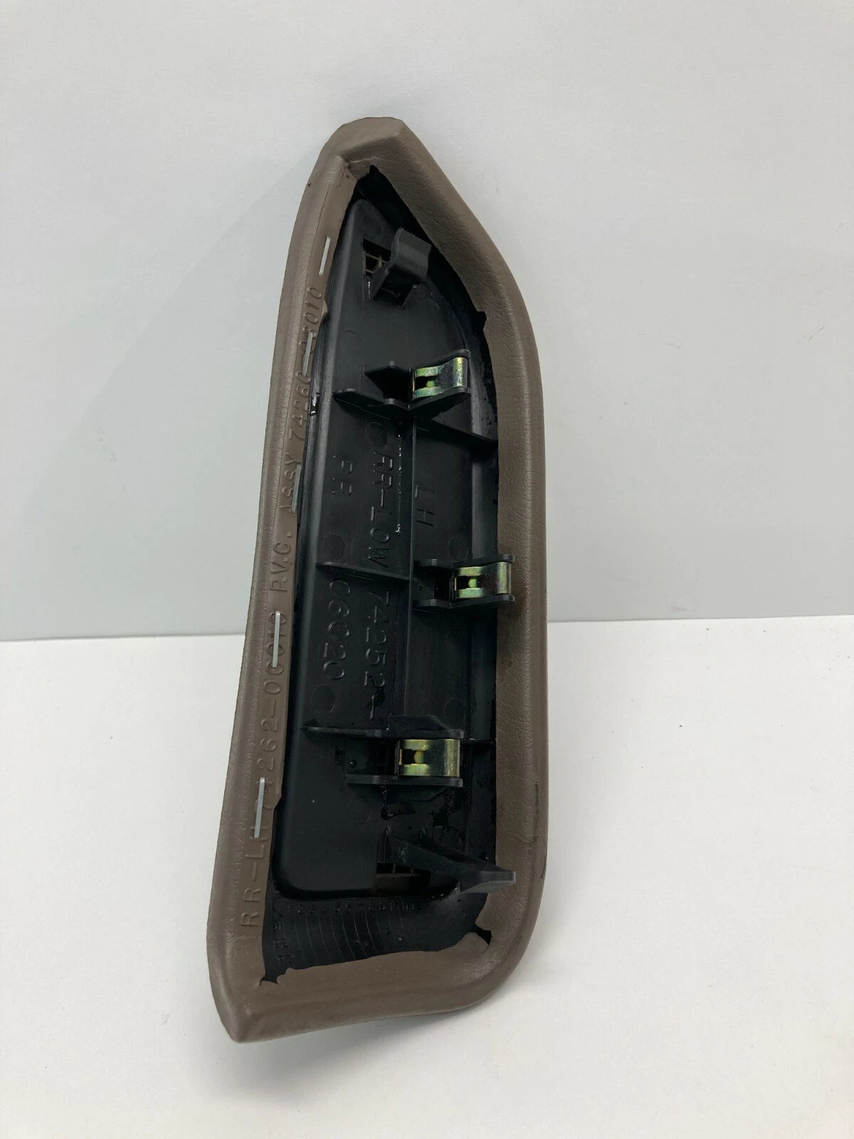 92-96 TOYOTA CAMRY REAR LEFT INTERIOR INNER DOOR PANEL ARMREST 74252-06020 OEM