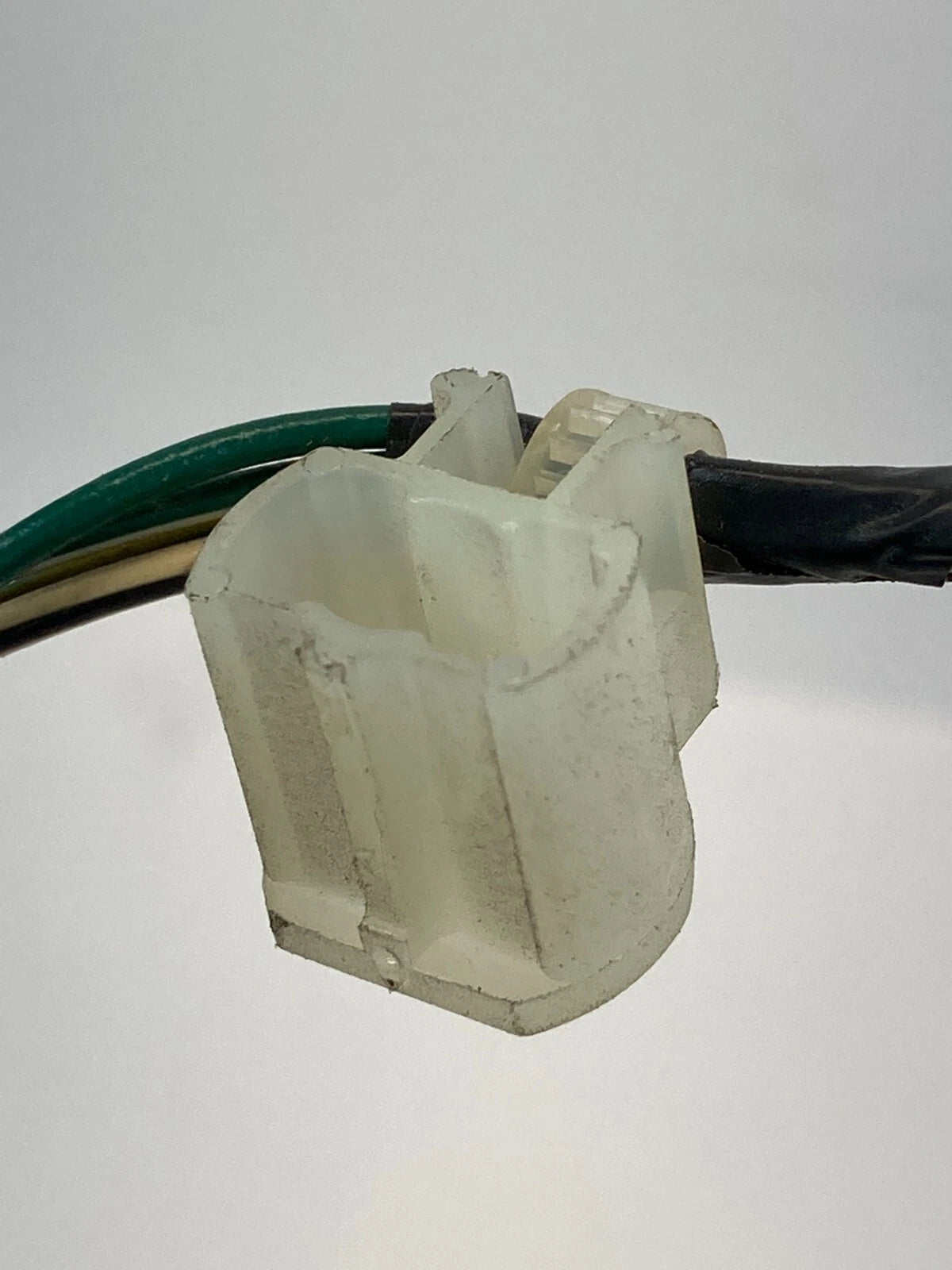 03-08 TOYOTA COROLLA TAILLIGHT REAR LAMP WIRING HARNESS PLUG CONNECTOR LOOM OEM