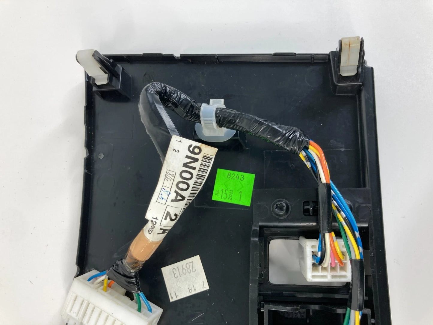 2009-2011 NISSAN MAXIMA CENTER CONSOLE HEATED SEAT SWITCH BEZEL 96913-9N10A OEM