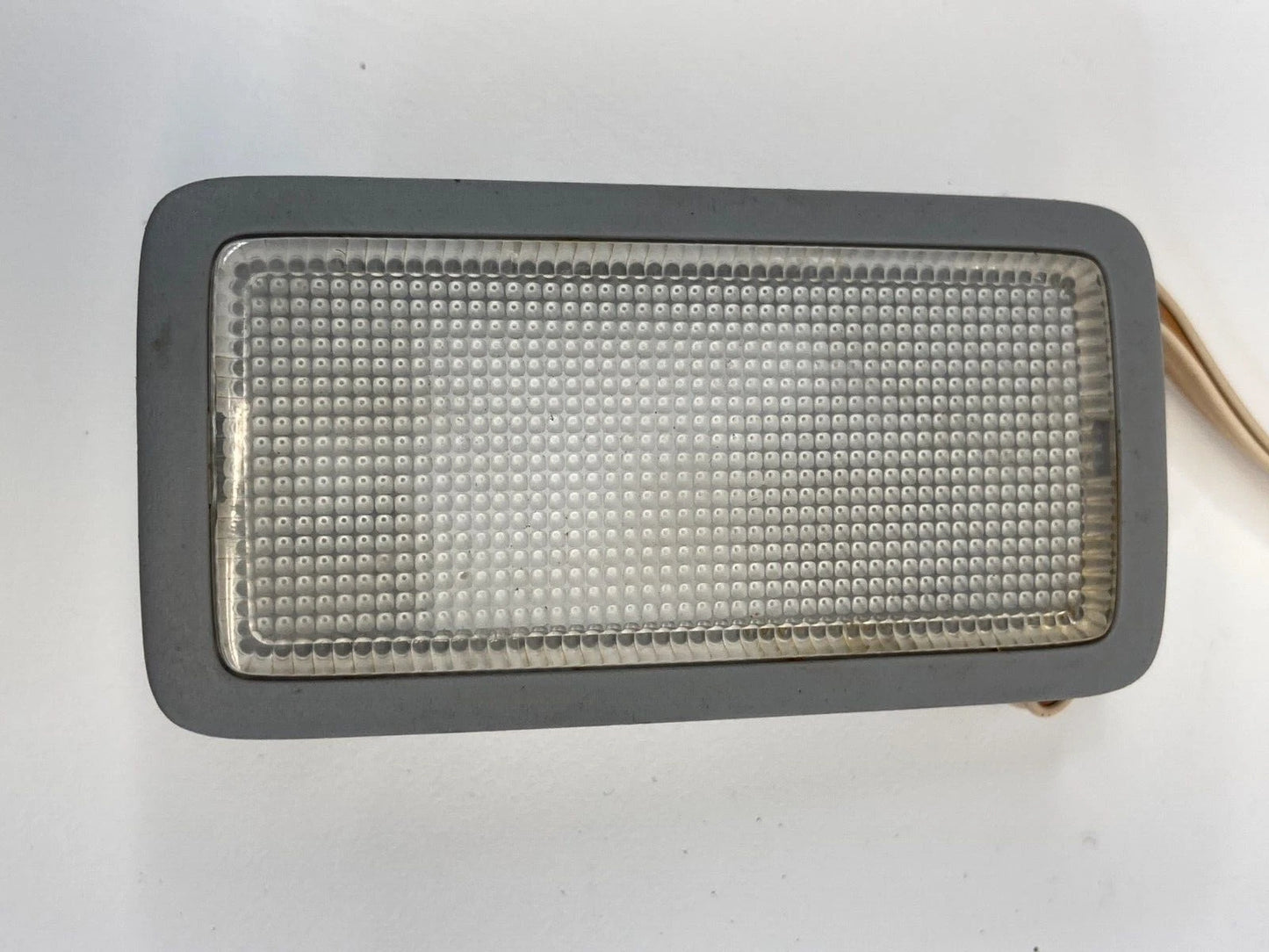 2007-2014 TOYOTA CAMRY FRONT LEFT OR RIGHT ROOF SUN VISOR VANITY LIGHT LAMP