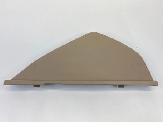 2005-2010 KIA SPORTAGE DASH RIGHT PASSENGER FUSE END COVER CAP TRIM 847671F000
