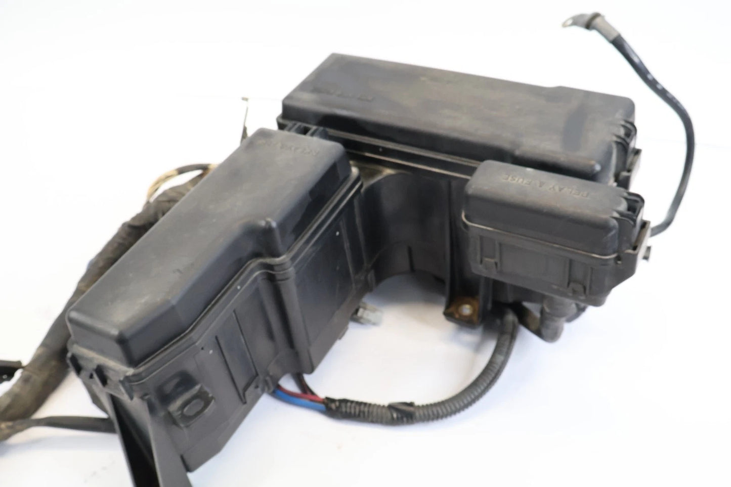 2005 2006 TOYOTA TUNDRA 4.7L ENGINE FUSE BOX RELAY COMPARTMENT BLOCK OEM