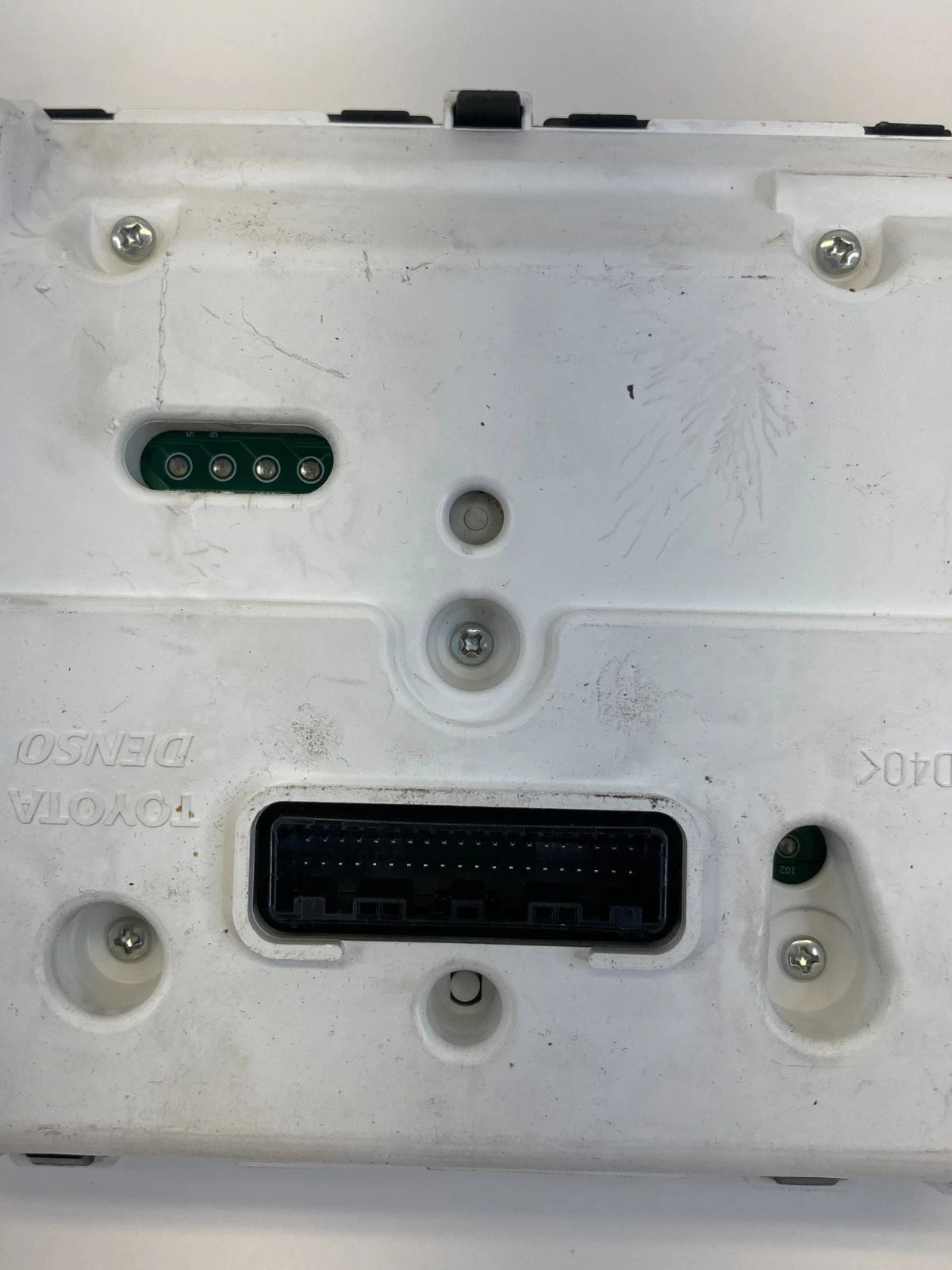 2008-2010 TOYOTA SIENNA DASH INSTRUMENT CLUSTER SPEEDOMETER GAUGES 230.286 MILES