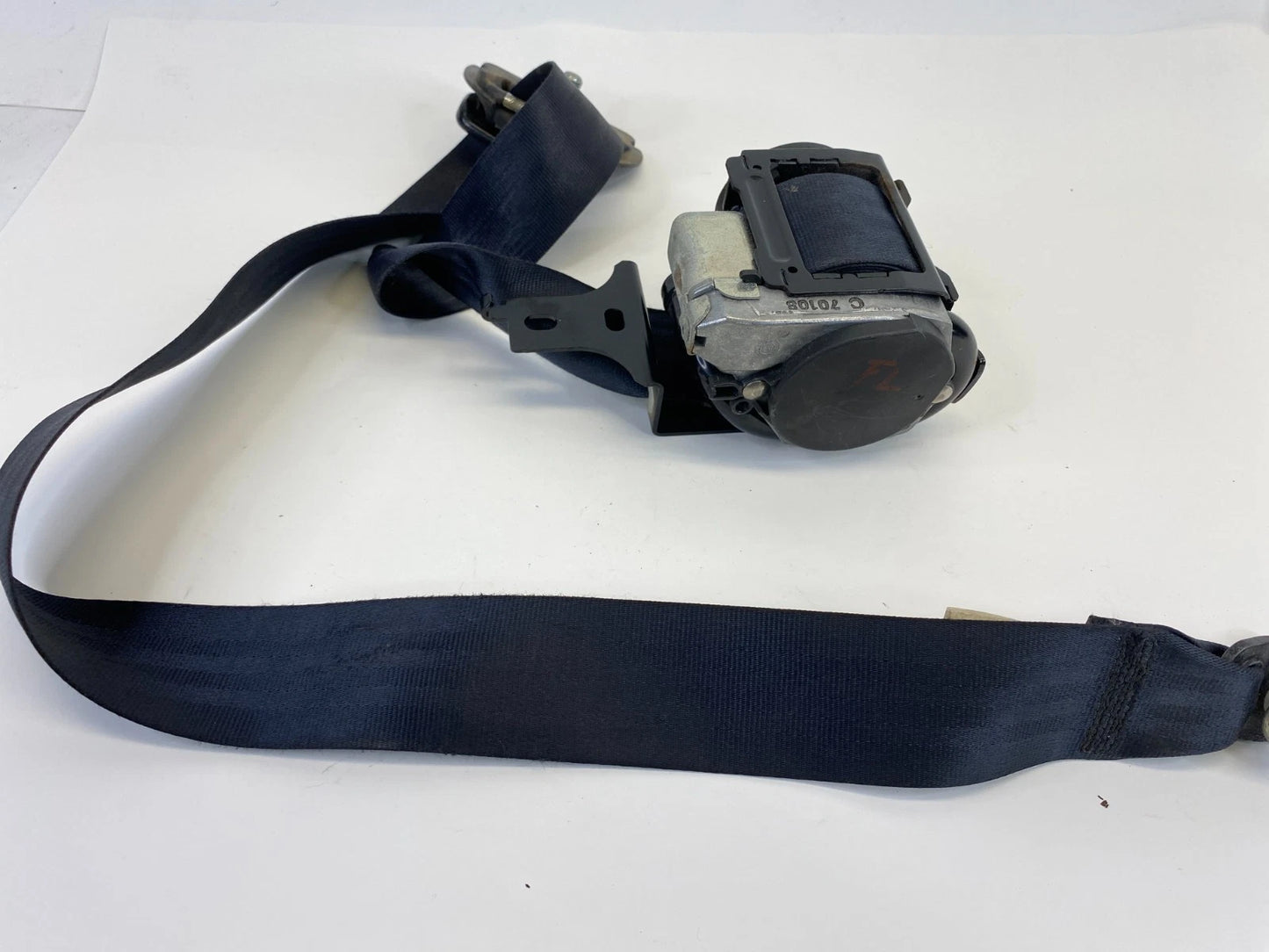2011 2012 Mitsubishi Outlander Sport Front Left Seat Belt Retractor 6176497 OEM