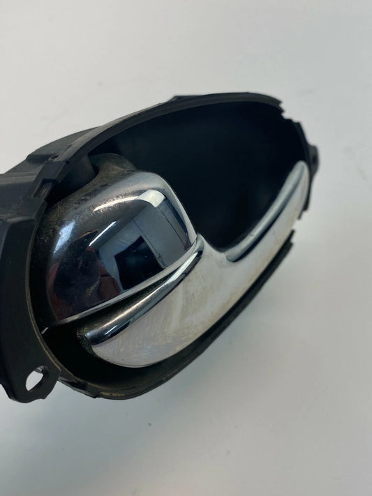 02-09 CHEVY TRAILBLAZER REAR LEFT SIDE INNER INTERIOR DOOR HANDLE 107502 OEM