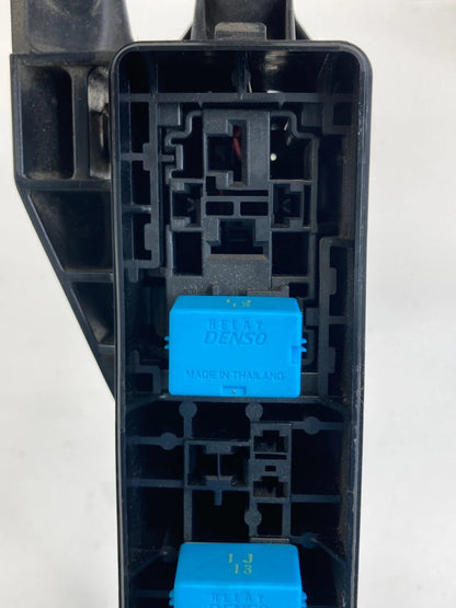 04 05 06 07 08 09 TOYOTA PRIUS 1.5L UNDER HOOD SMALL FUSE RELAY BOX FUSEBOX OEM