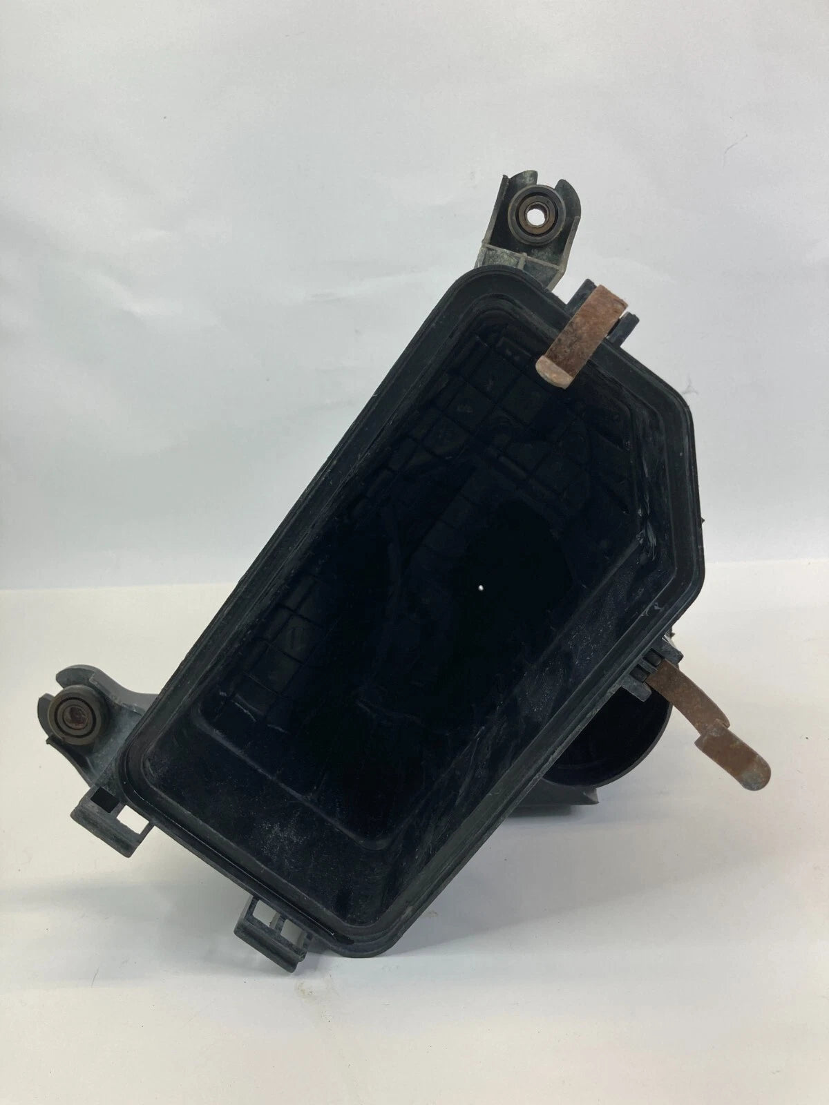 2010 2011 KIA SOUL 2.0L L4 AT AIR INTAKE CLEANER FILTER BOX LOWER HOUSING OEM