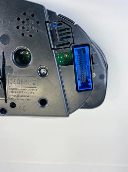 02 03 VW PASSAT DASHBOARD PANEL GAUGES INSTRUMENT CLUSTER 172KMiles 88311245 OEM