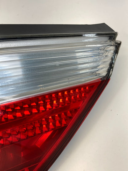2006 2007 BMW 530xi Sedan Rear Right Passenger Side Tail Light Taillight 7165740