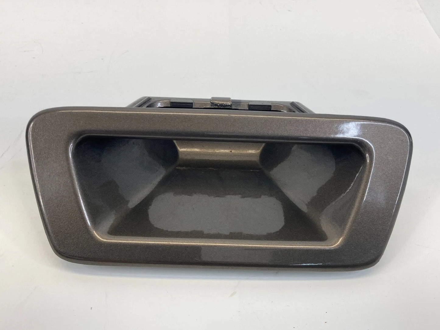 2007-2016 GMC ACADIA REAR TRUNK TAILGATE OUTER HANDLE COVER TRIM OEM