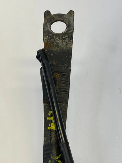 2006-2011 TOYOTA YARIS HATCHBACK FRONT RIGHT PASSENGER SEAT BELT BUCKLE