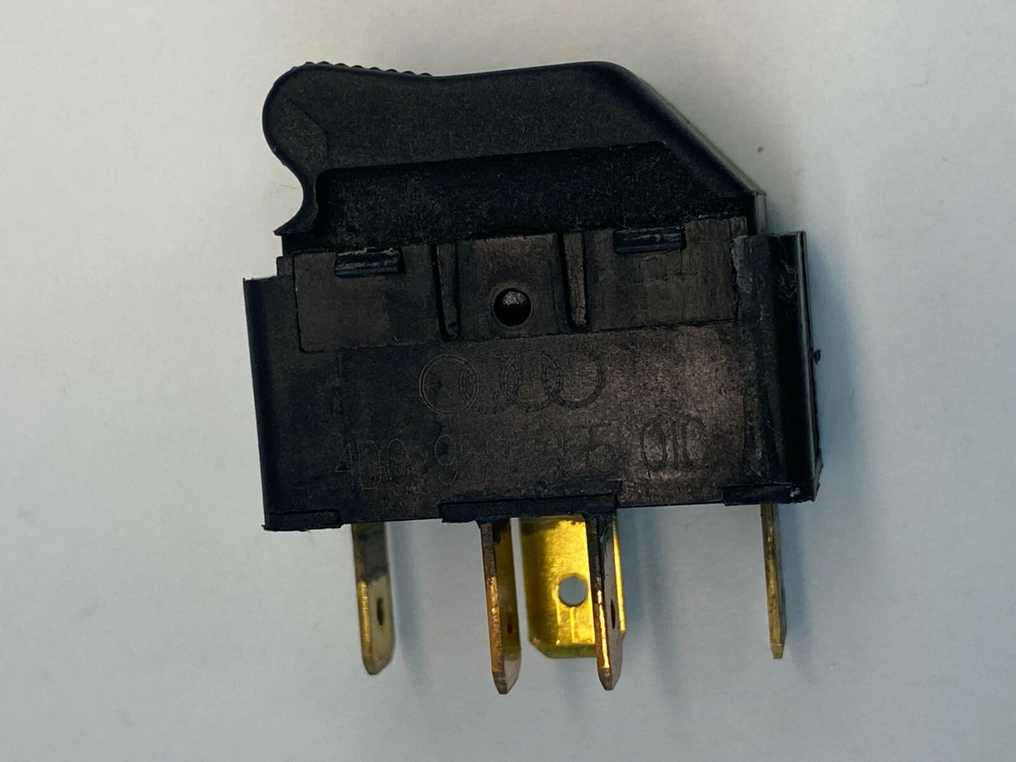 1997-2001 AUDI A4 A4 QUATTRO DOOR POWER WINDOW CONTROL SWITCH 4D0959855 OEM