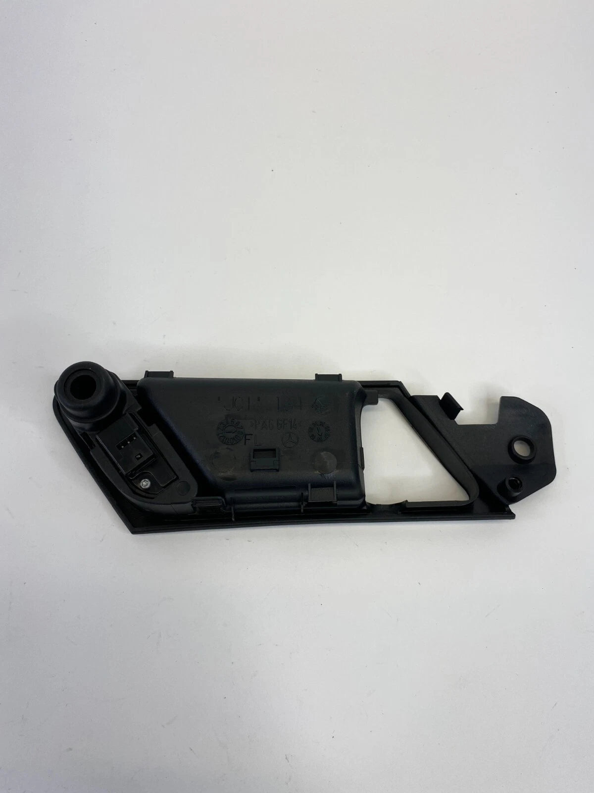 06-11 MERCEDES-BENZ ML350 FRONT LEFT INTERIOR DOOR HANDLE COVER BEZL LOCK SWITCH