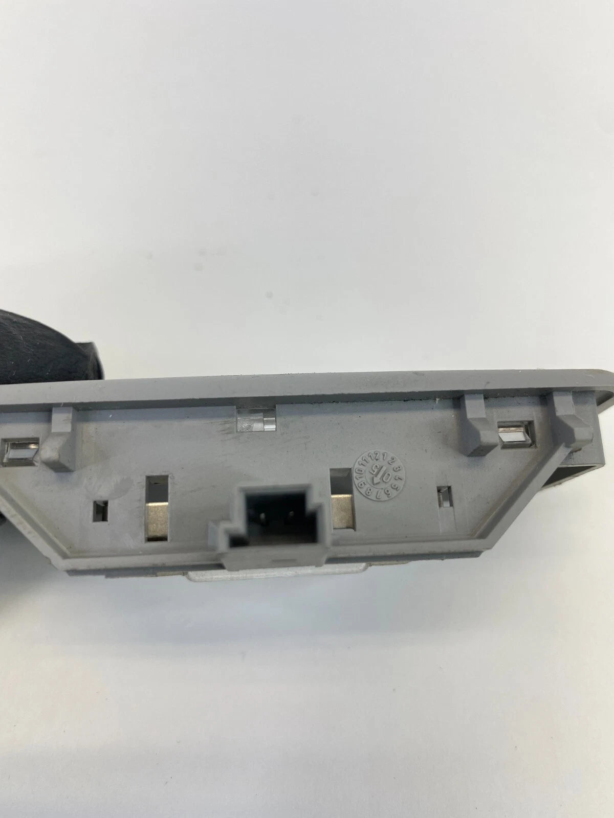 2006 BMW 330xi Front Left Or Right Sunvisor Vanity Light Lamp 6962011 OEM