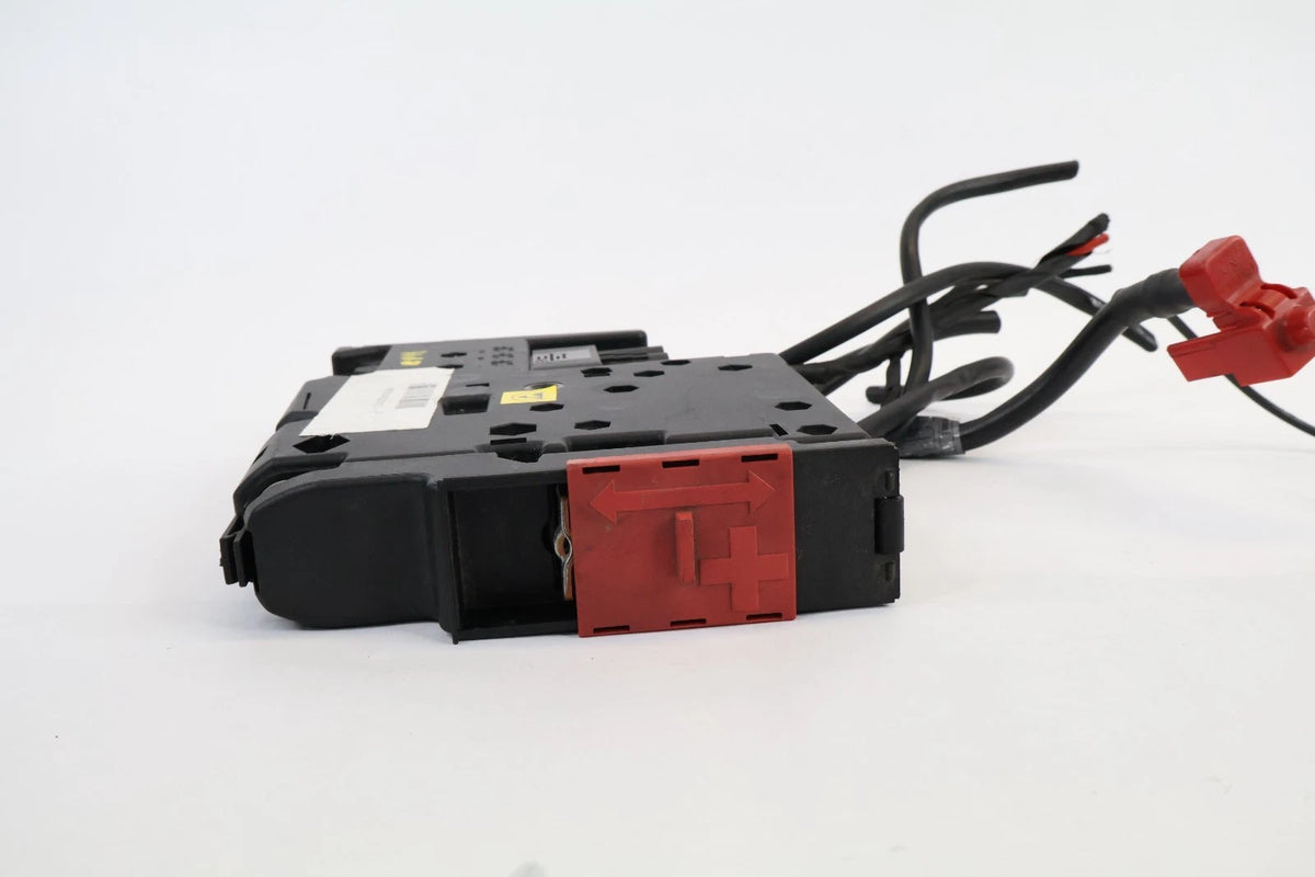 2010-2016 MERCEDES W212 E350 E550 BATTERY POSITIVE TERMINAL FUSE BOX OEM