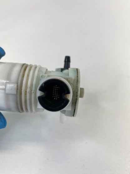 2010 2011 2012 LINCOLN MKT WINDSHIELD WIPER WASHER PUMP OEM