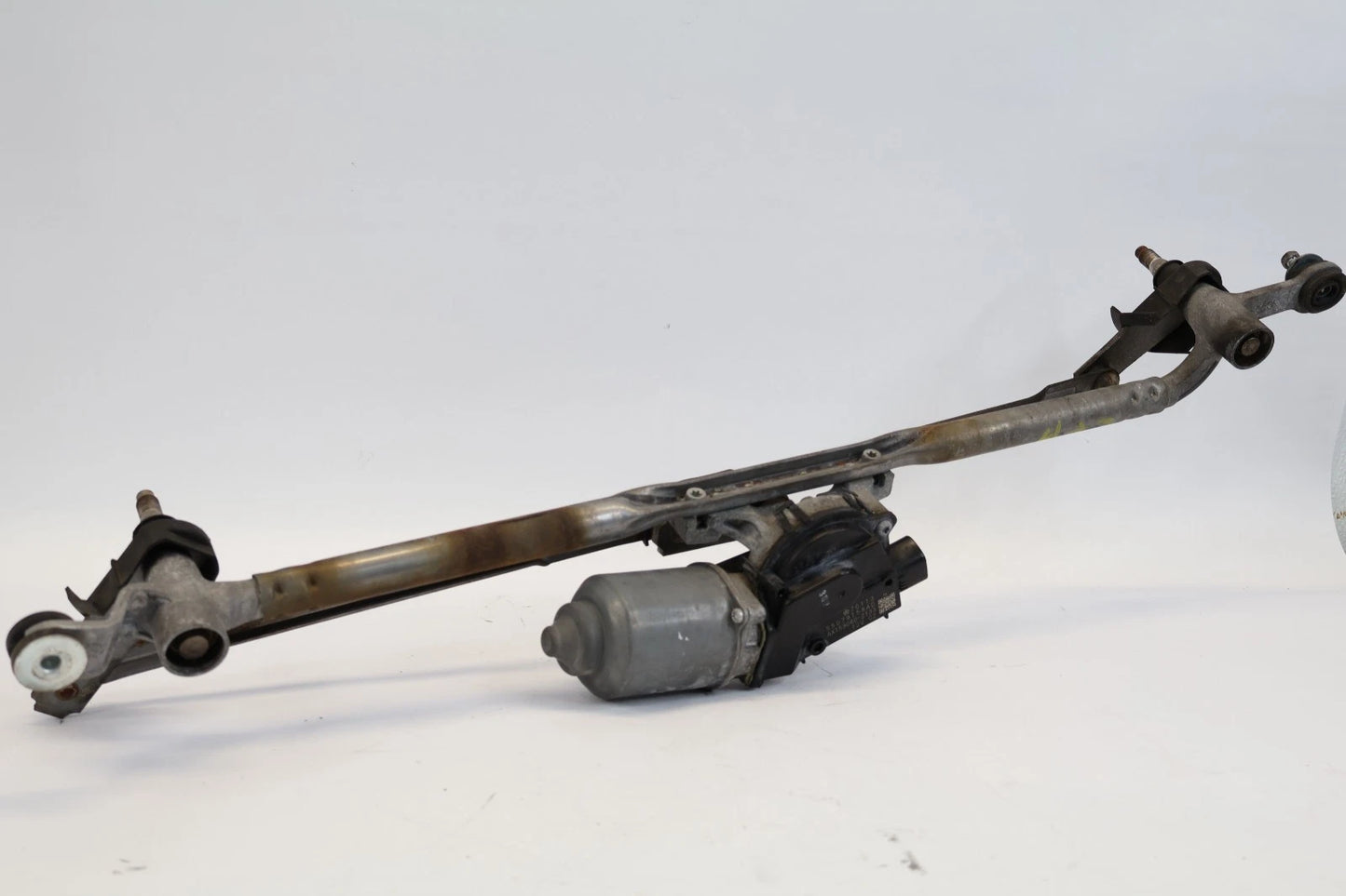 2011-2013 JEEP GRAND CHEROKEE WINDSHIELD WIPER MOTOR W/ LINKAGE 55079158AD OEM