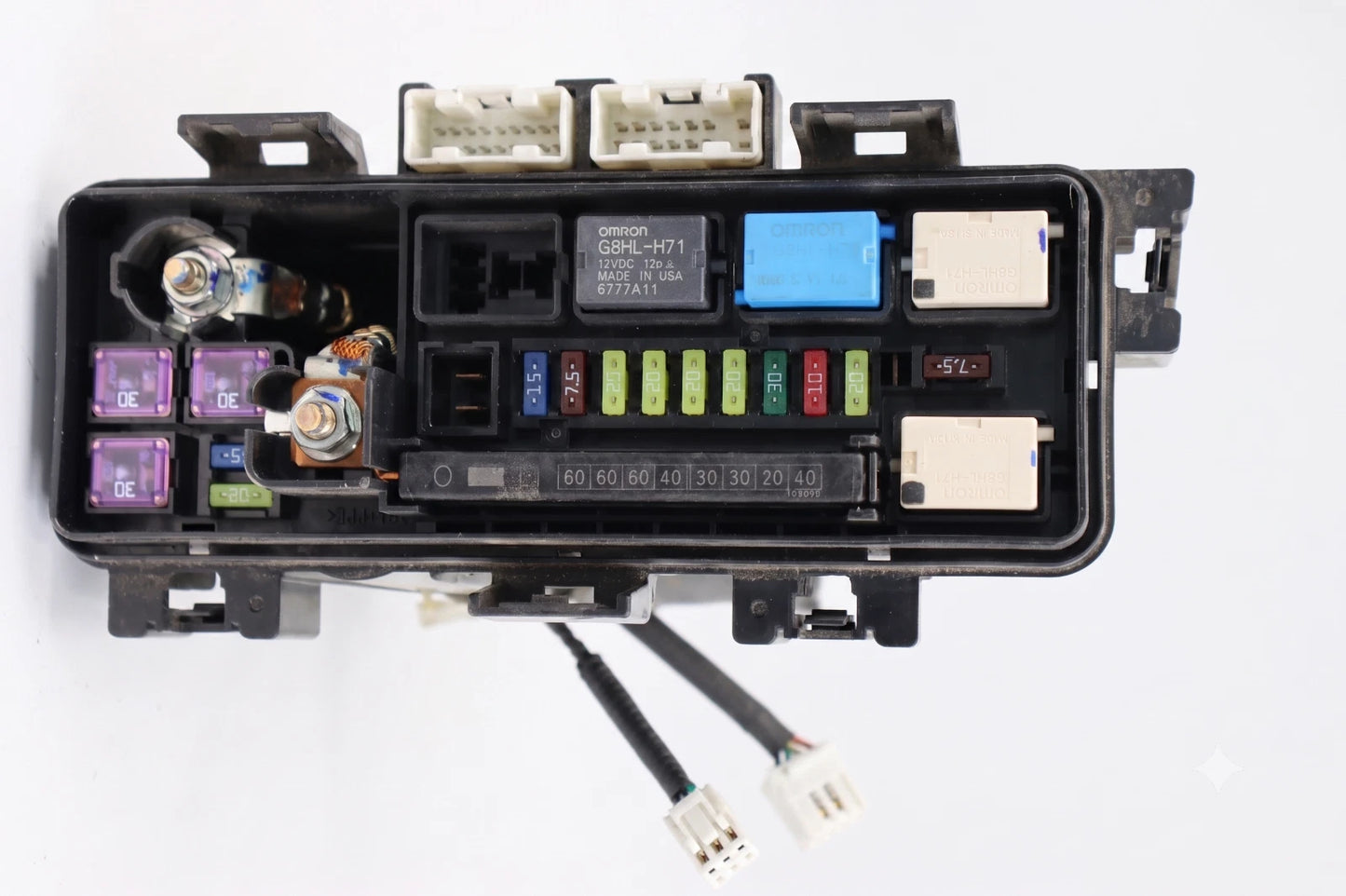 2016-2018 HONDA PILOT 3.5L ENGINE FUSE RELAY BOX WITH COVER ASSEMBLY OEM