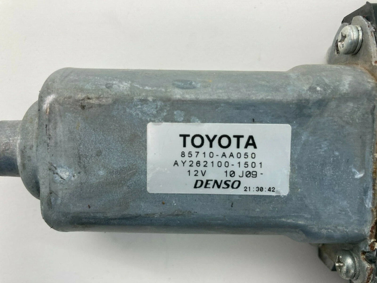 2003-2008 TOYOTA MATRIX COROLLA REAR LEFT BACK SIDE DOOR WINDOW MOTOR 85710AA050