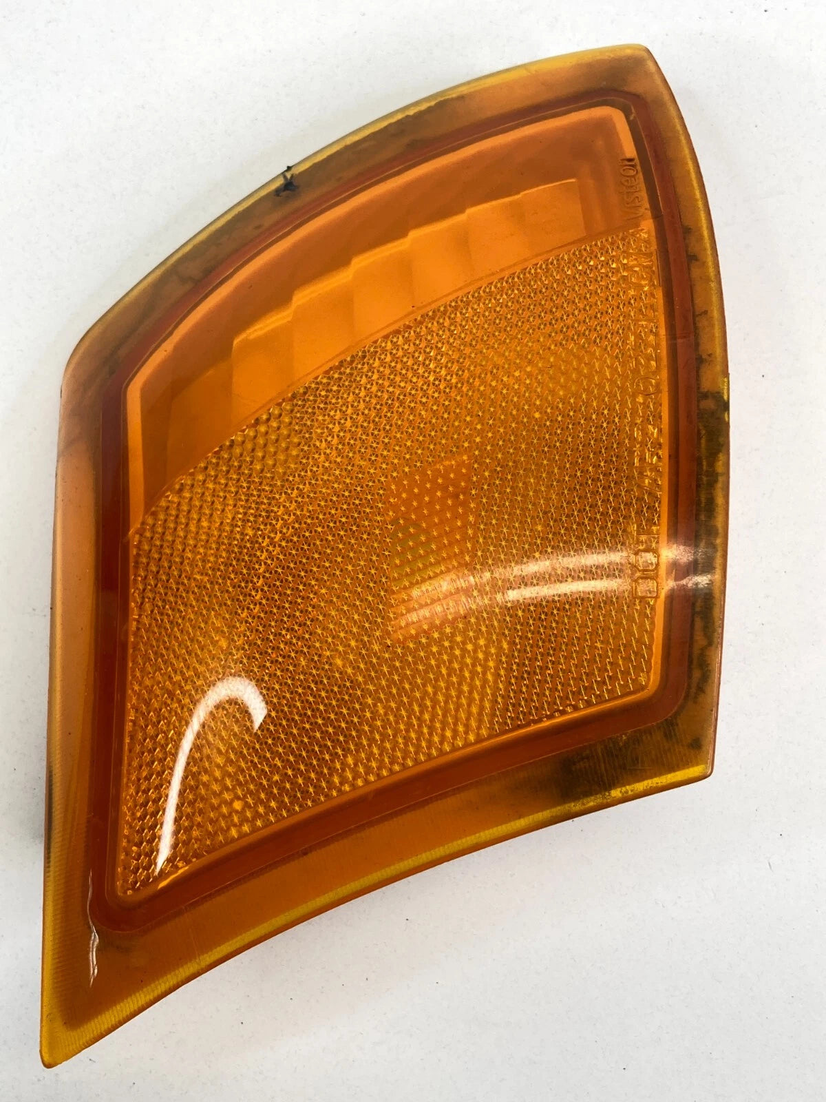 2002-2007 SATURN VUE SUV 4-DR RIGHT SIDE TURN SIGNAL MARKER LIGHT LAMP ASSEMBLY