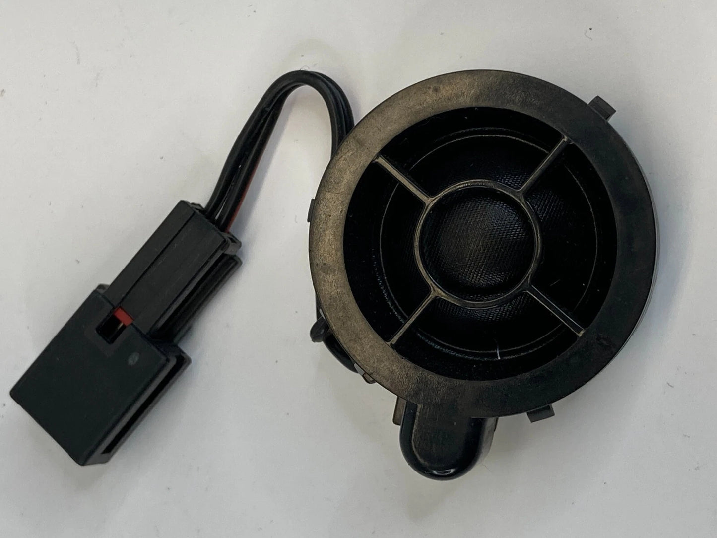 13-15 CHEVROLET MALIBU LEFT DRIVER SIDE WINDSHIELD A PILLAR TWEETER 25868166
