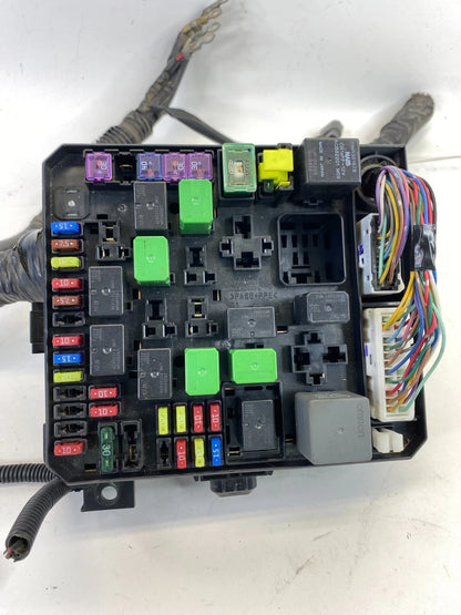 2011-2013 Outlander Sport 2.0L L4 Engine Compartment Fusebox Relay Module Assy