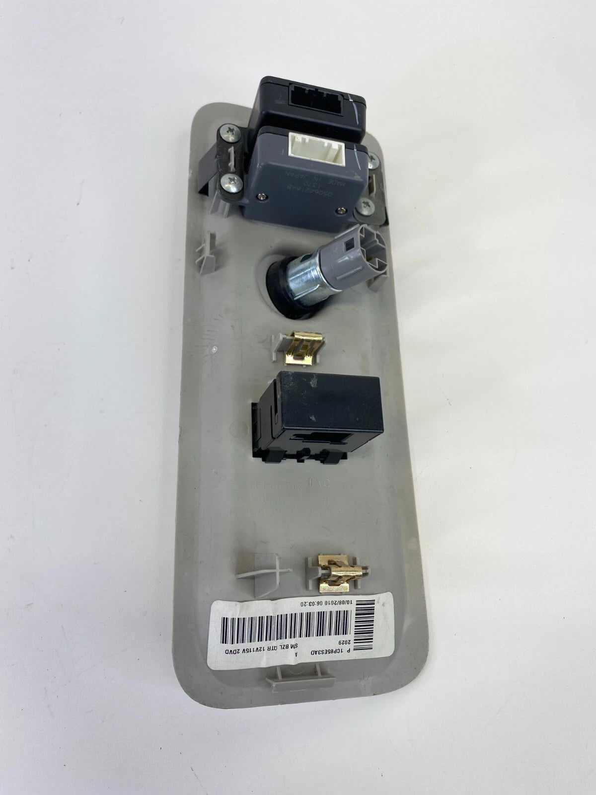 2008-2010 CHRYSLER TOWN & COUNTRY REAR POWER OUTLET SWITCH TRIM 1CP85ES3AD OEM