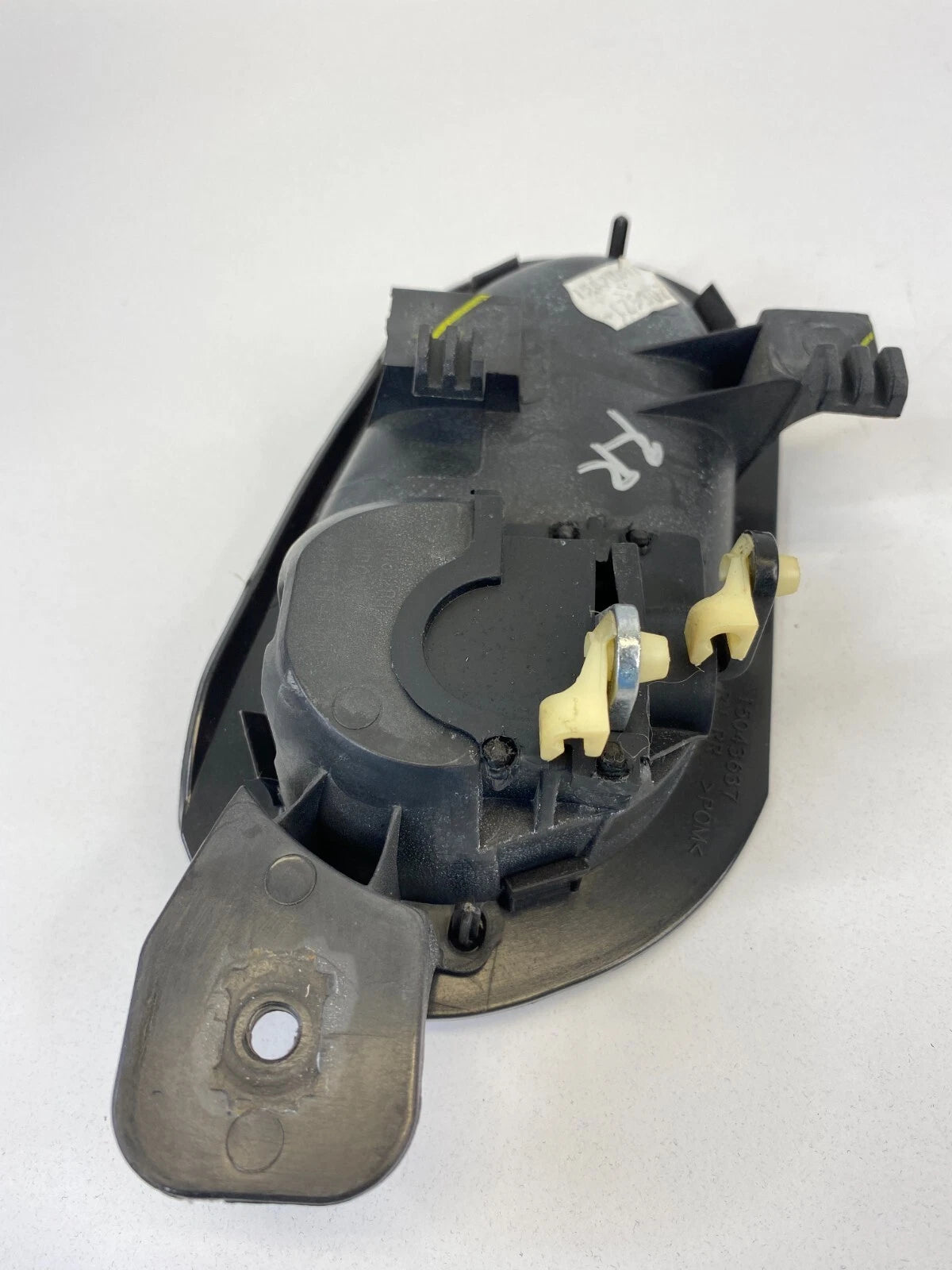2002-2009 GMC ENVOY REAR RIGHT BACK SIDE INNER INTERIOR DOOR HANDLE 15043637