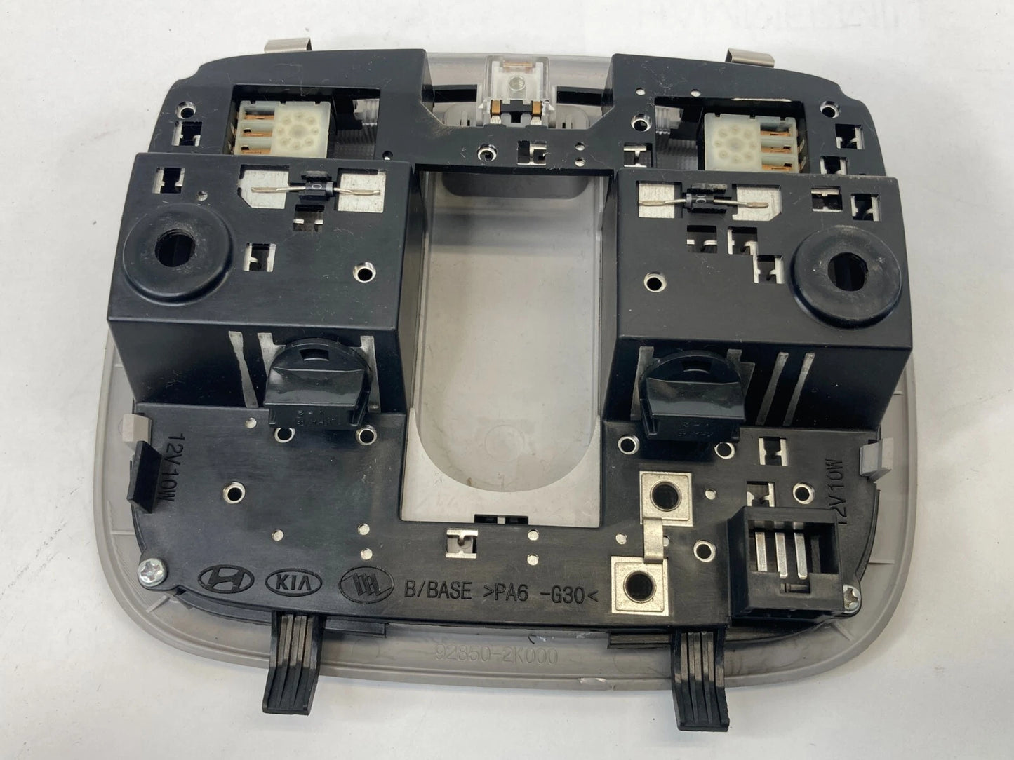 2010-2013 KIA SOUL ROOF OVERHEAD CONSOLE DOME MAP READING LIGHT LAMP OEM