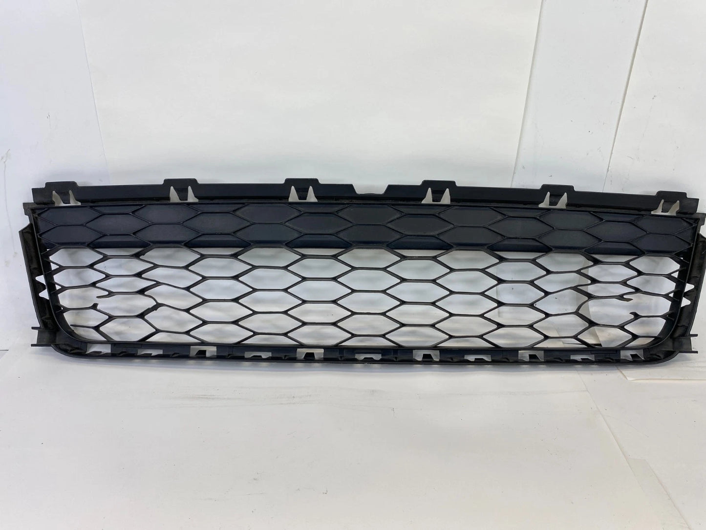 2016-2019 EXPLORER INTERCEPTOR UTILITY FRONT BUMPER LOWER GRILLE FB5Z-17K945-A