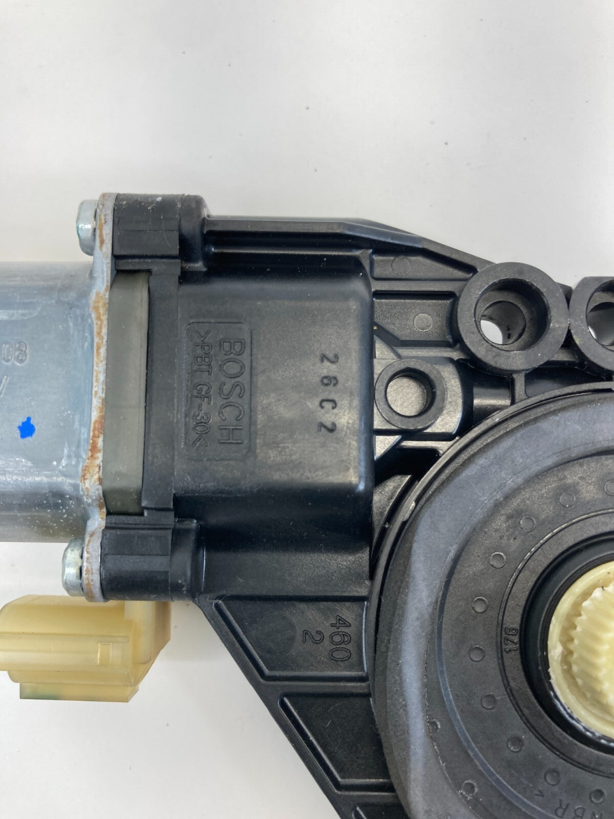 2011-2014 Hyundai Sonata Sedan Front Right Side Door Window Motor 82460-3Q00 OEM