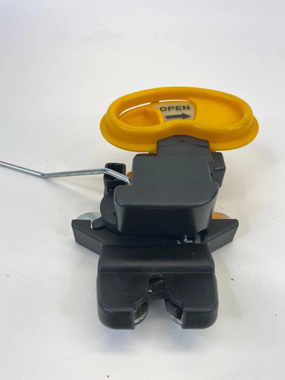 06-10 HYUNDAI ELANTRA SEDAN REAR BACK TRUNK LID LOCK LATCH ACTUATOR RELEASE OEM