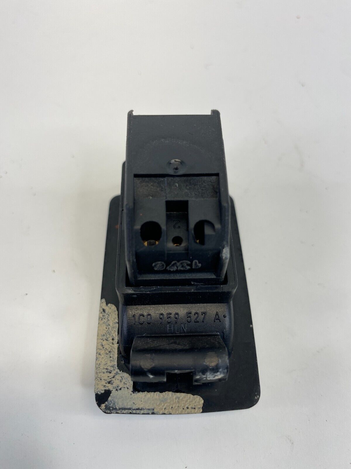 1998-2007 Volkswagen Beetle Front Right Side Door Power Window Control Switch