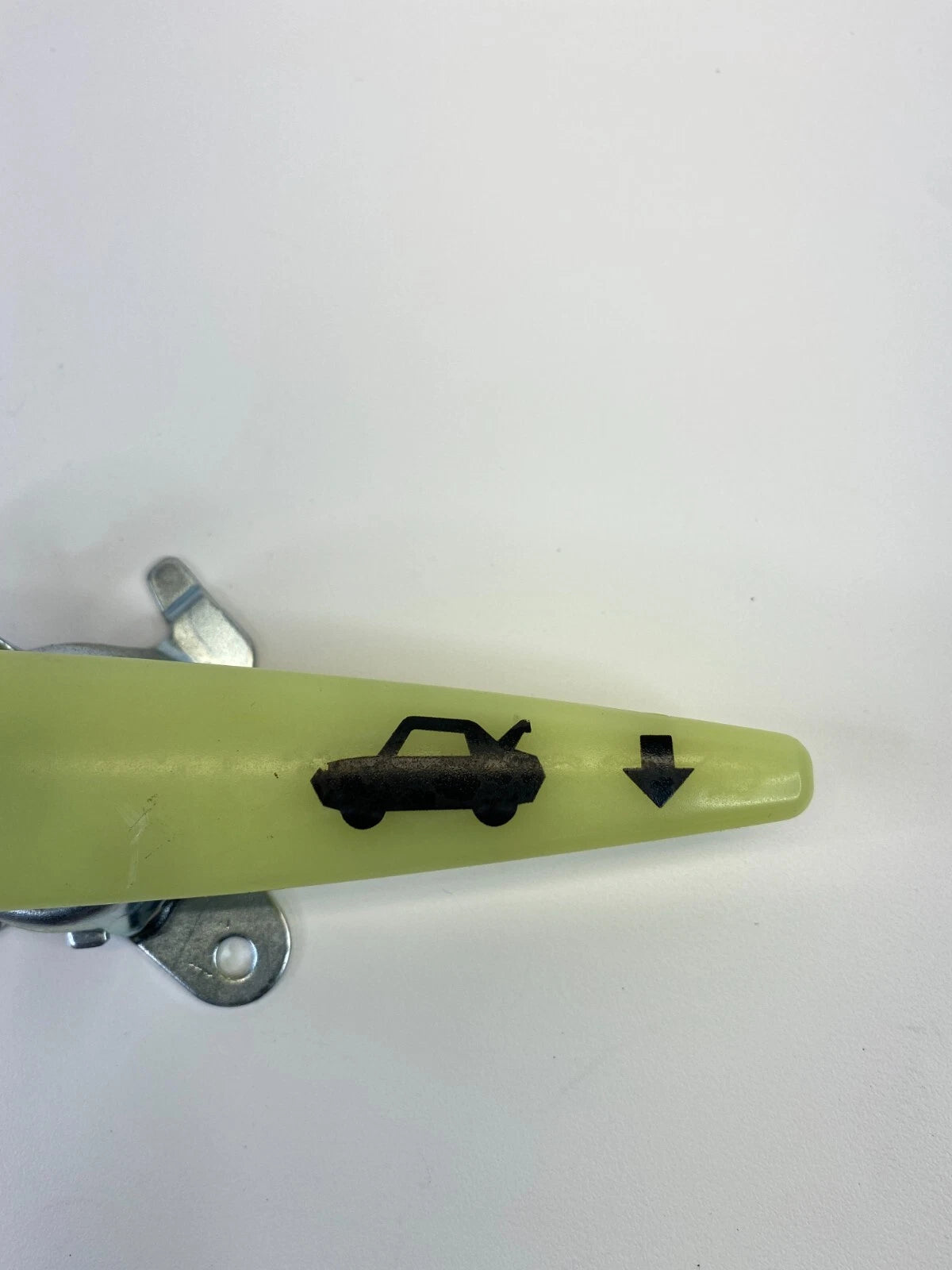 02 03 LEXUS ES300 REAR TRUNK LATCH LOCK OPENER RELEASE PULL HANDLE OEM